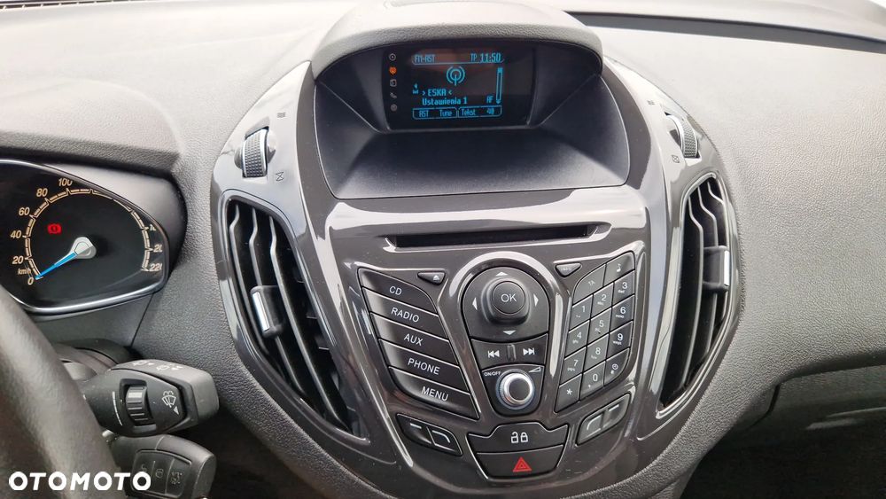 Ford Tourneo Courier 1.0 EcoBoost Titanium - 18