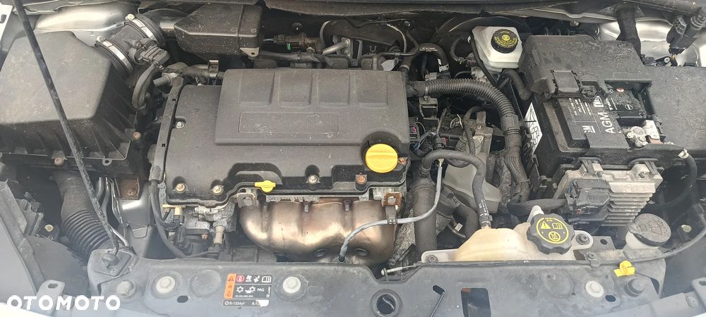 Opel Corsa 1.4 Enjoy S&S Easytronic - 13