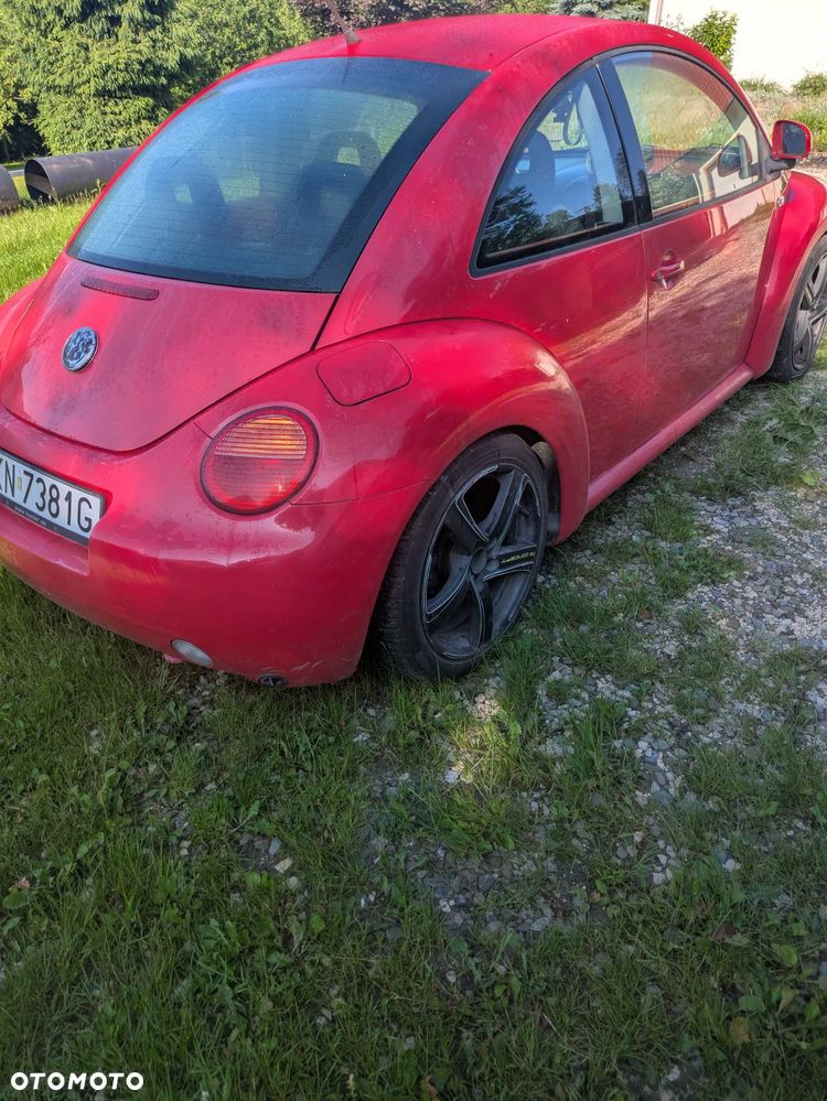Volkswagen New Beetle - 3