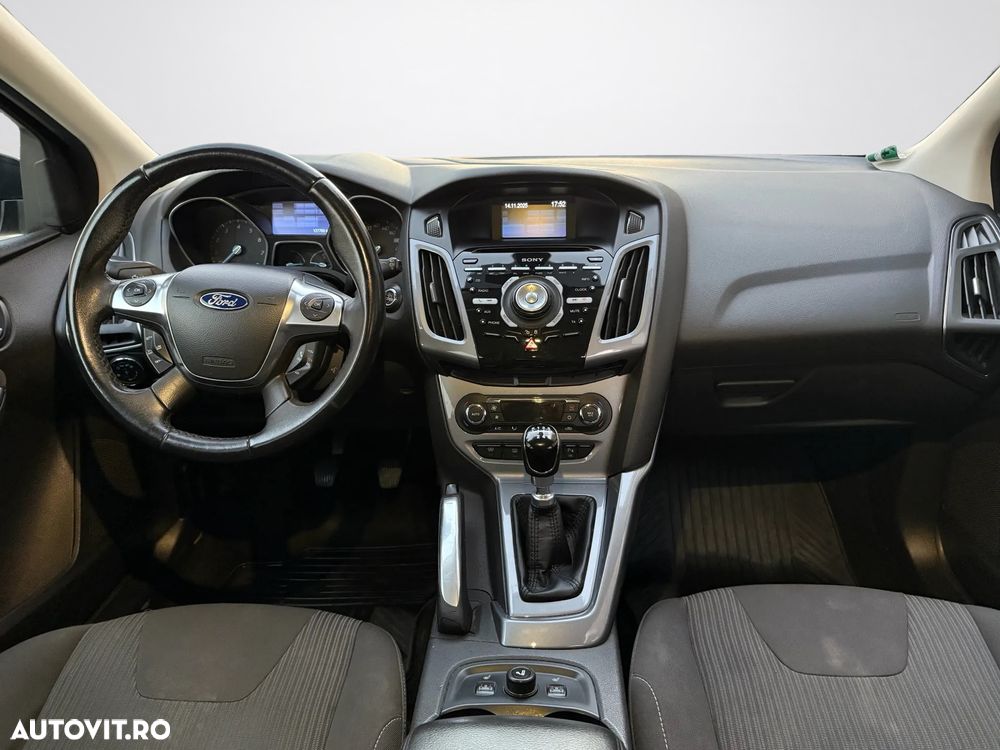 Ford Focus 1.0 EcoBoost Start Stop Titanium - 9