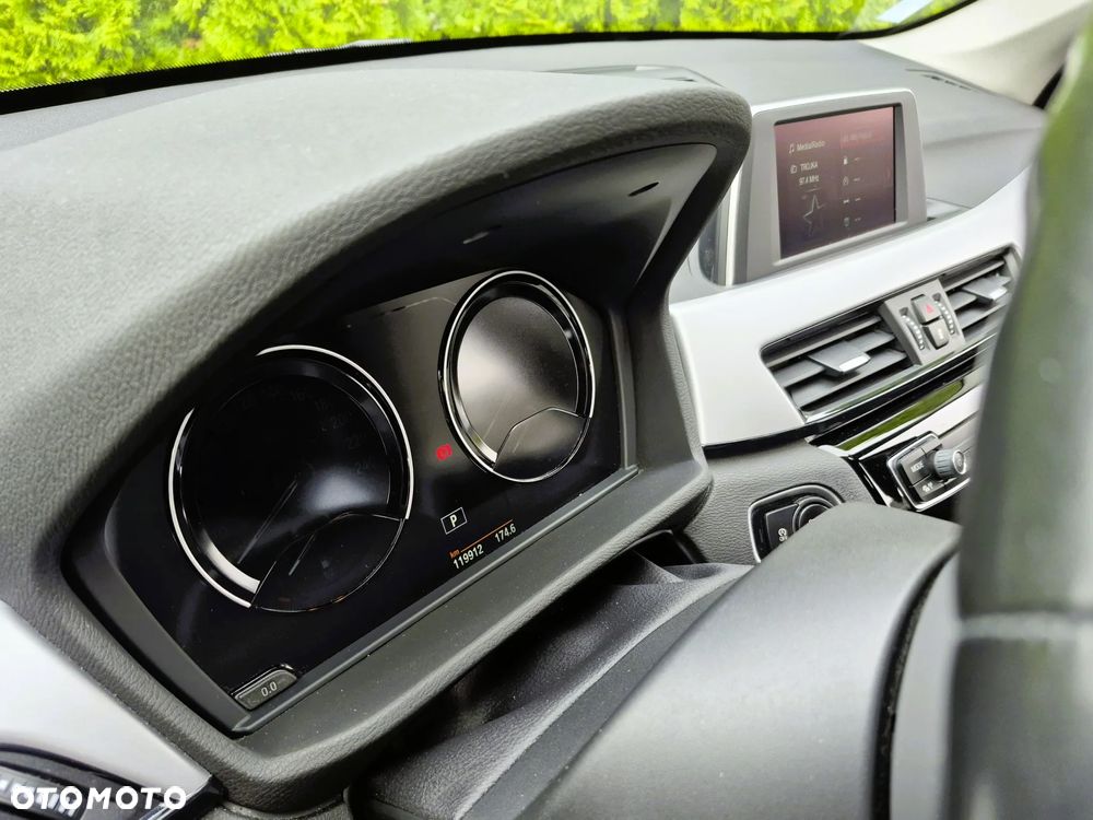 BMW X1 sDrive18i GPF Advantage - 21