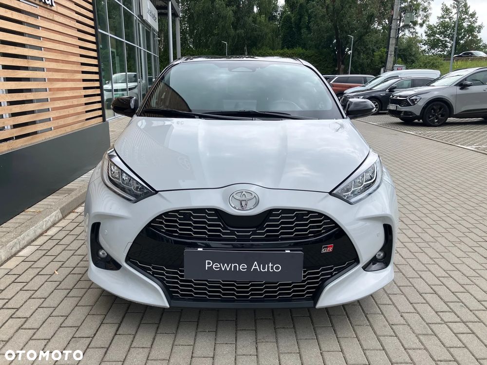 Toyota Yaris Hybrid 1.5 GR Sport - 13