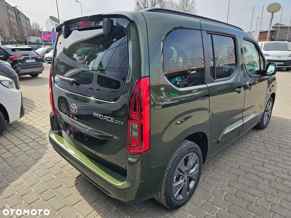 Toyota Proace City Verso 1.5 D-4D Family - 5