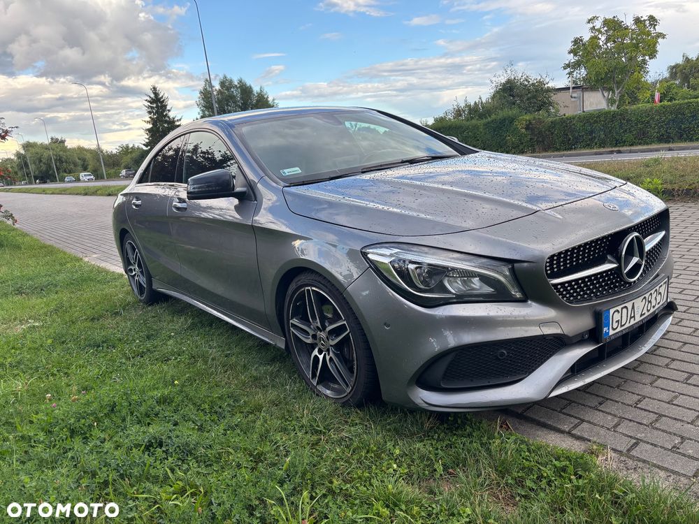 Mercedes-Benz CLA 200 7G-DCT AMG Line - 3