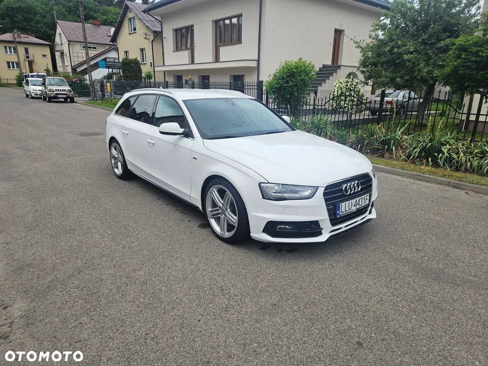 Audi A4 Avant 2.0 TDI DPF clean diesel multitronic S line Sportpaket - 14