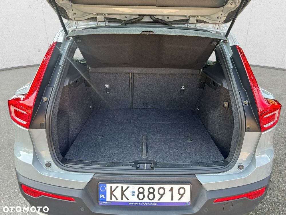 Volvo XC 40 - 25