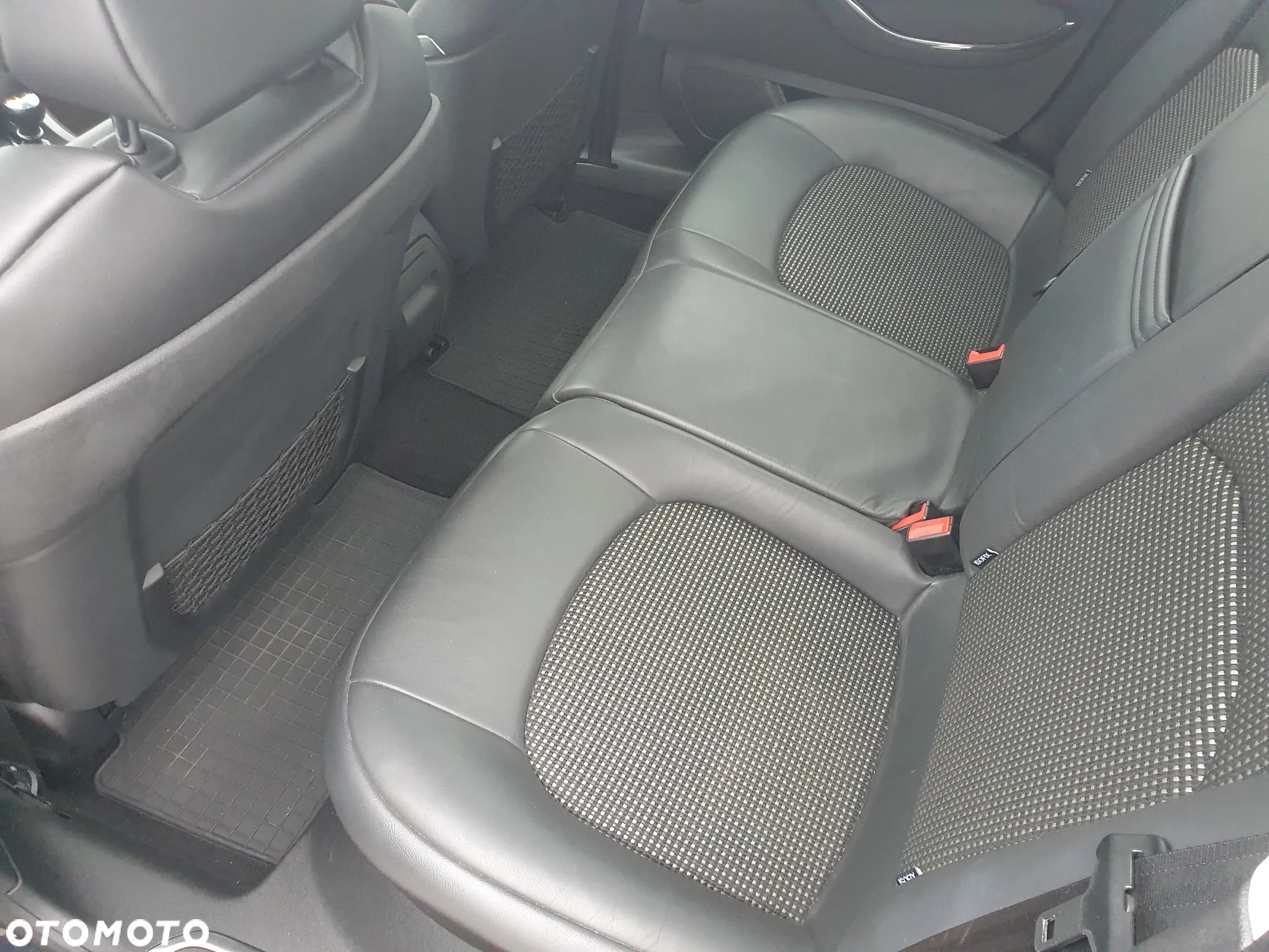 Citroën C5 HDi 140 FAP Exclusive - 13
