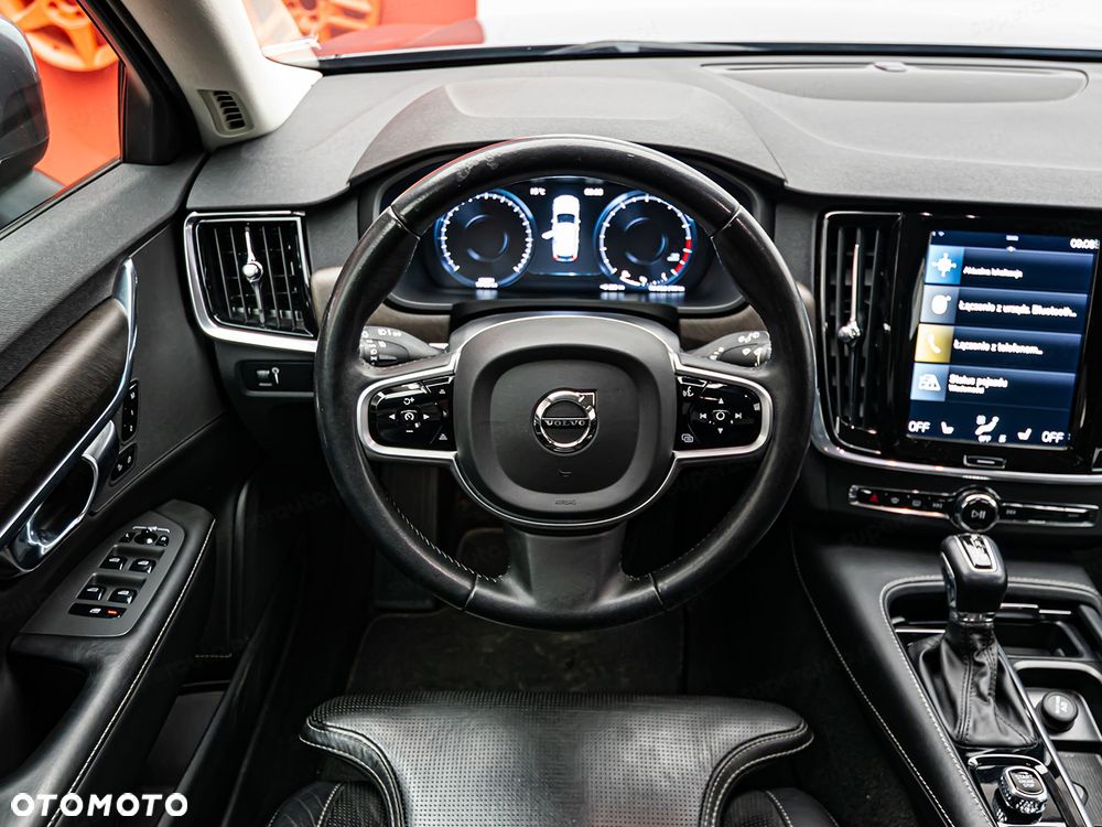 Volvo V90 - 15