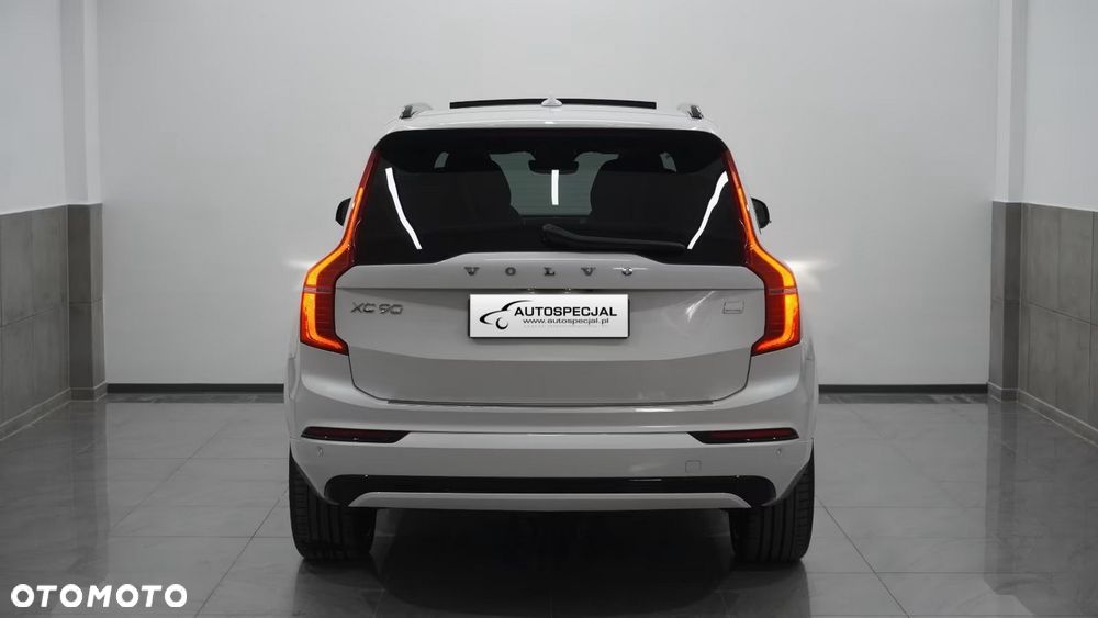Volvo XC 90 T8 AWD Recharge Plus Dark - 8