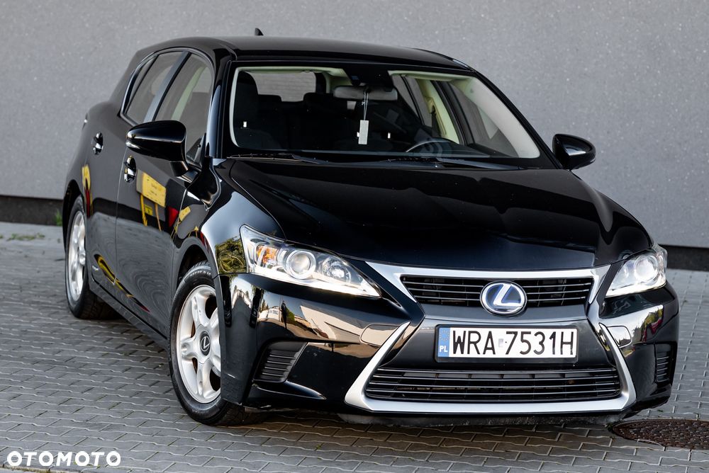 Lexus CT 200h - 4