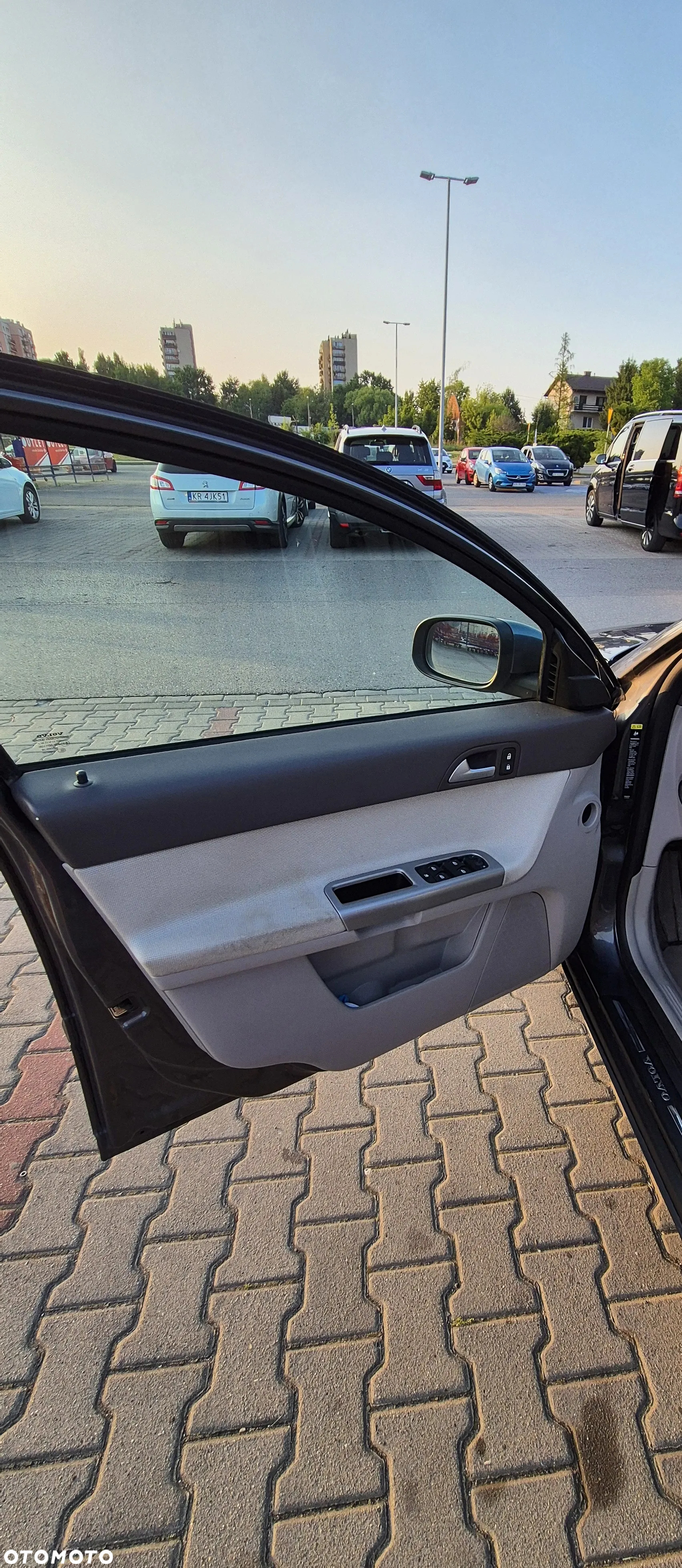 Volvo S40 1.6 Momentum - 14