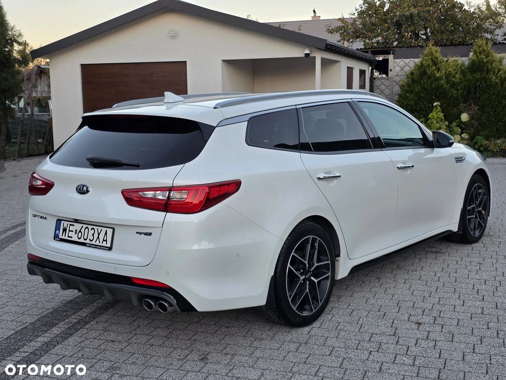 Kia Optima - 7