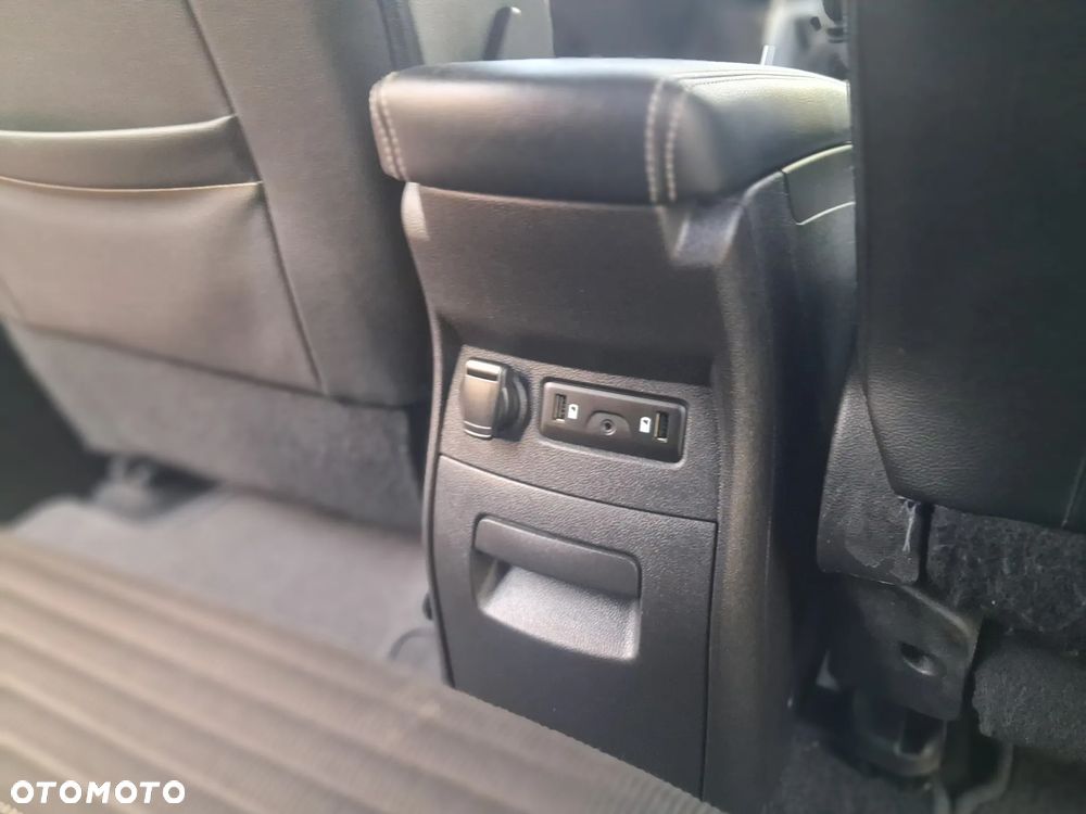 Renault Scenic BLUE dCi 120 BUSINESS EDITION - 19