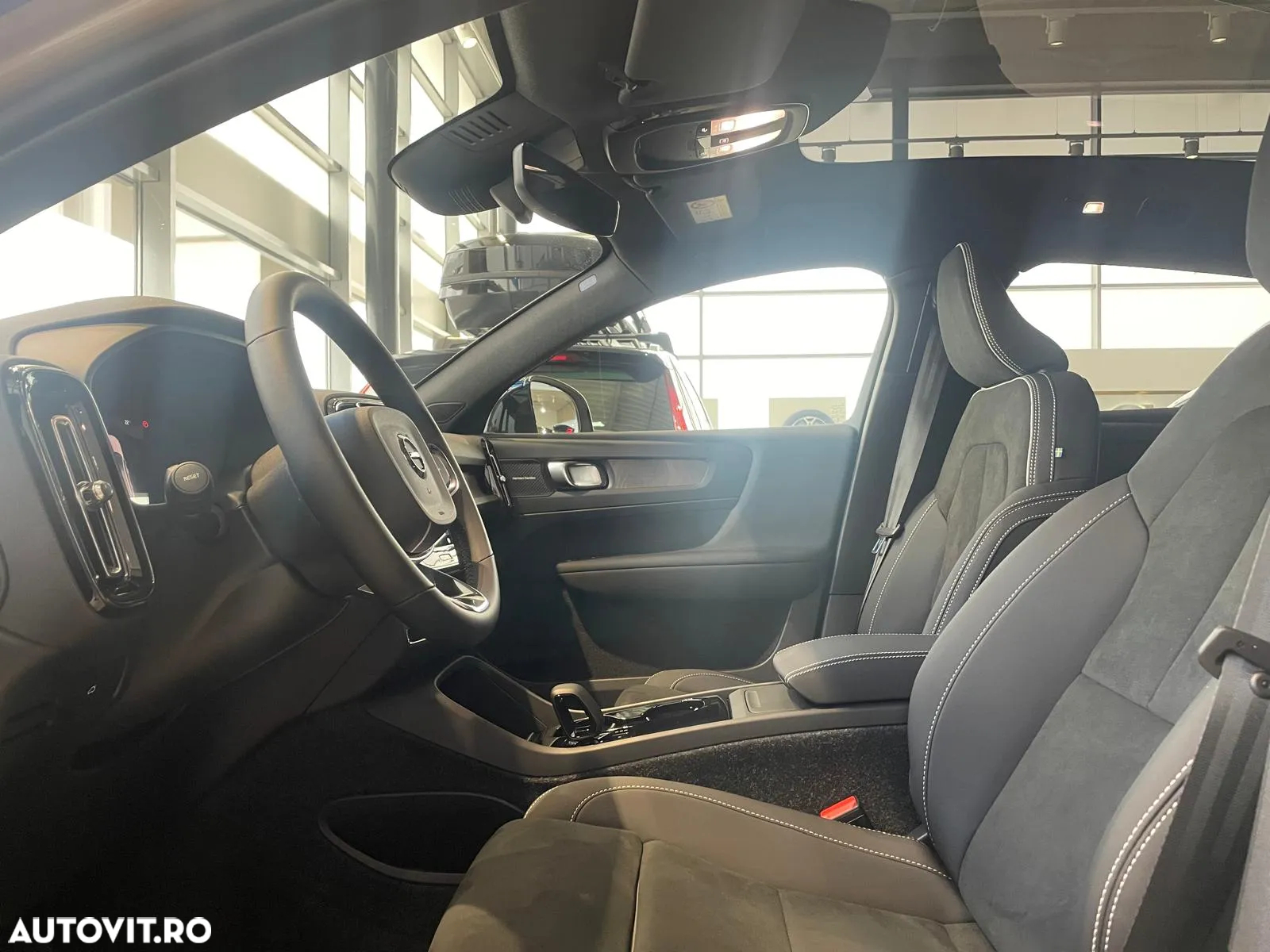 Volvo C40 Recharge Single Motor Extended Range RWD Plus - 9