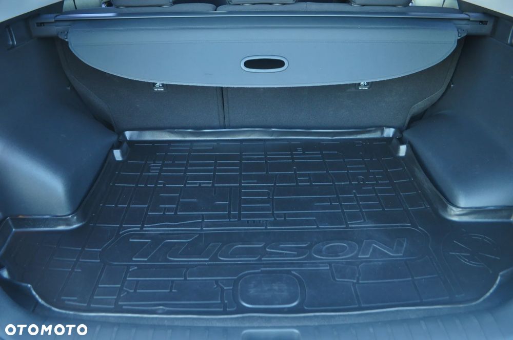 Hyundai Tucson blue 1.6 GDi 2WD Navi - 10