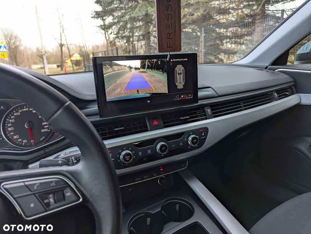 Audi A4 Avant 30 TDI S tronic advanced - 8