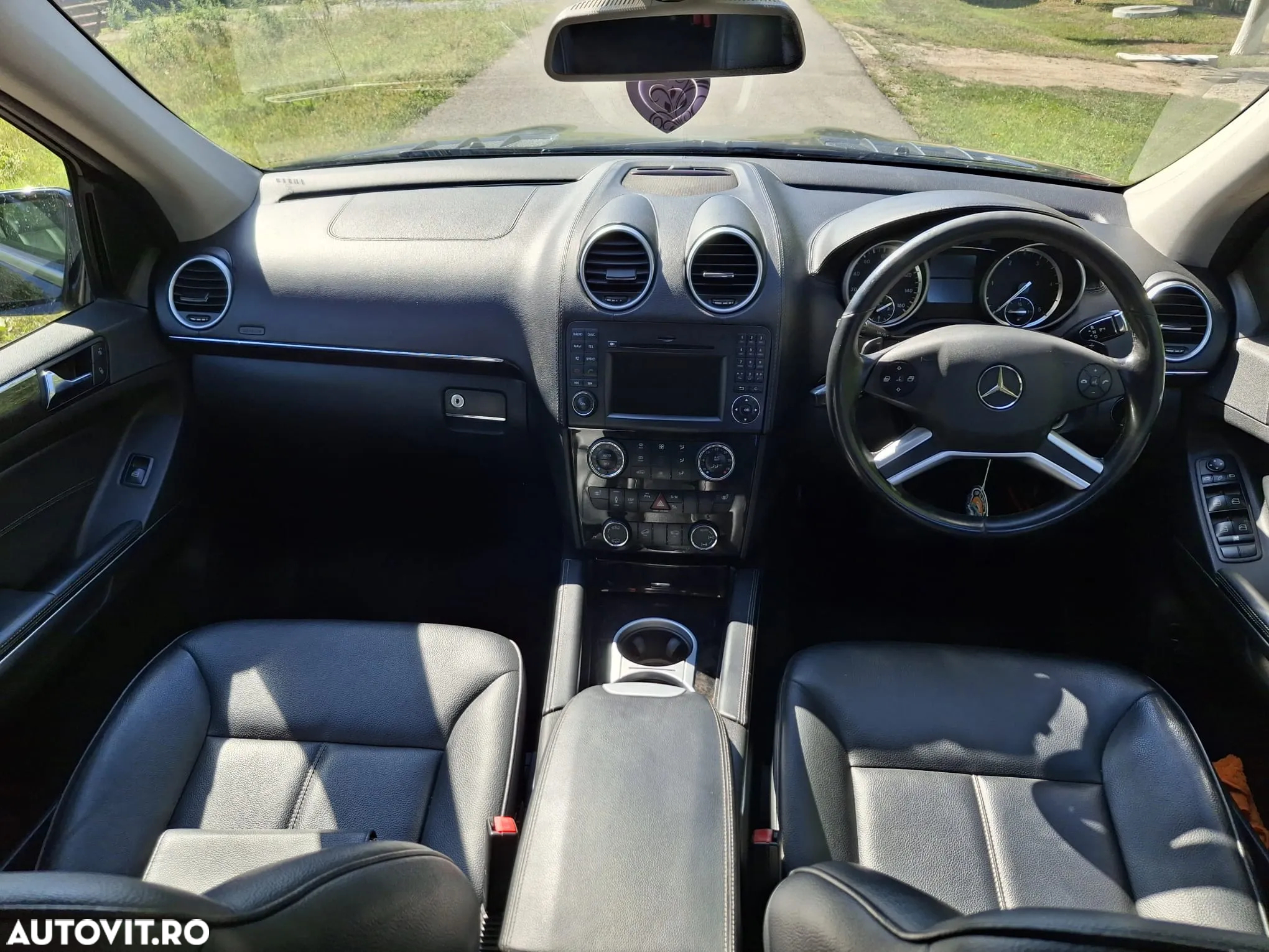 Mercedes-Benz GL - 4