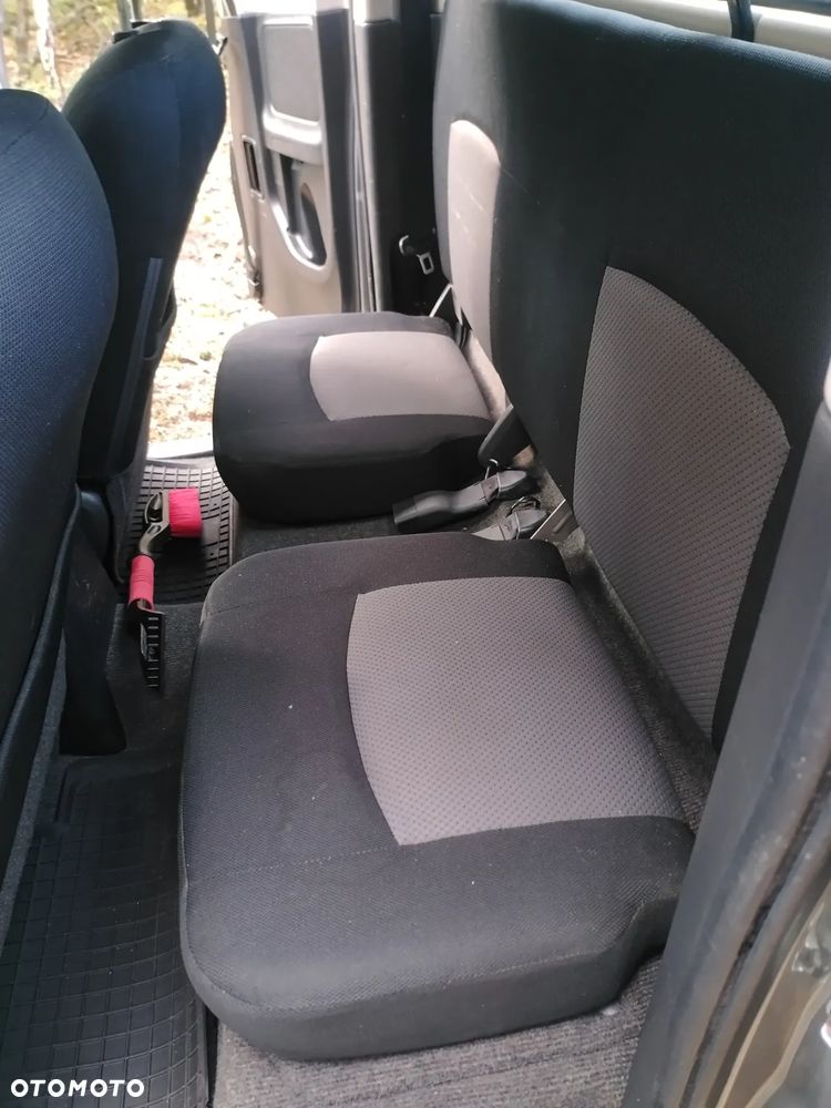 Mitsubishi L200 2.4 d CC Invite - 8