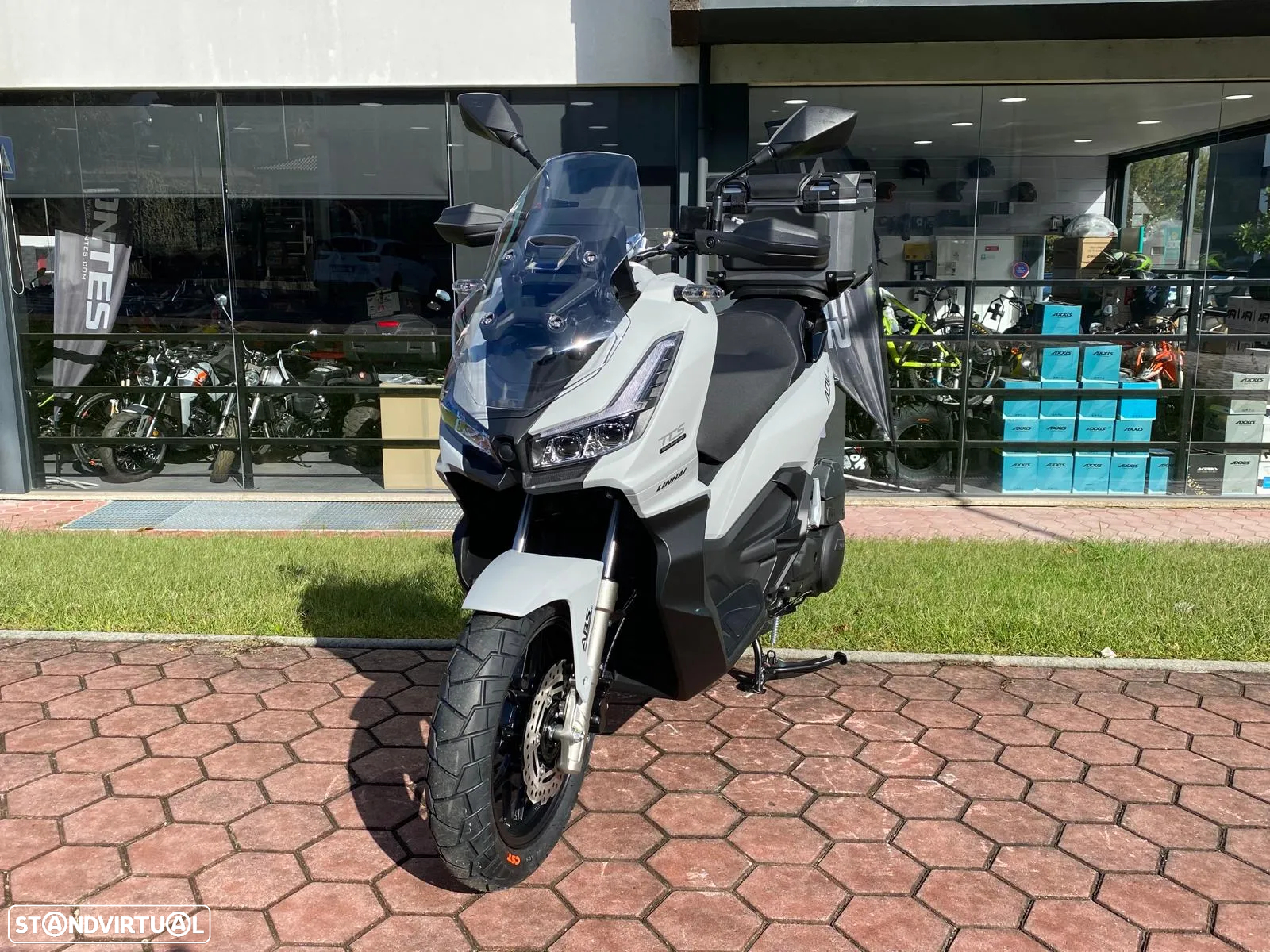 Linhai Buck 125 ADVENTUR/COM TOP CASE - 7