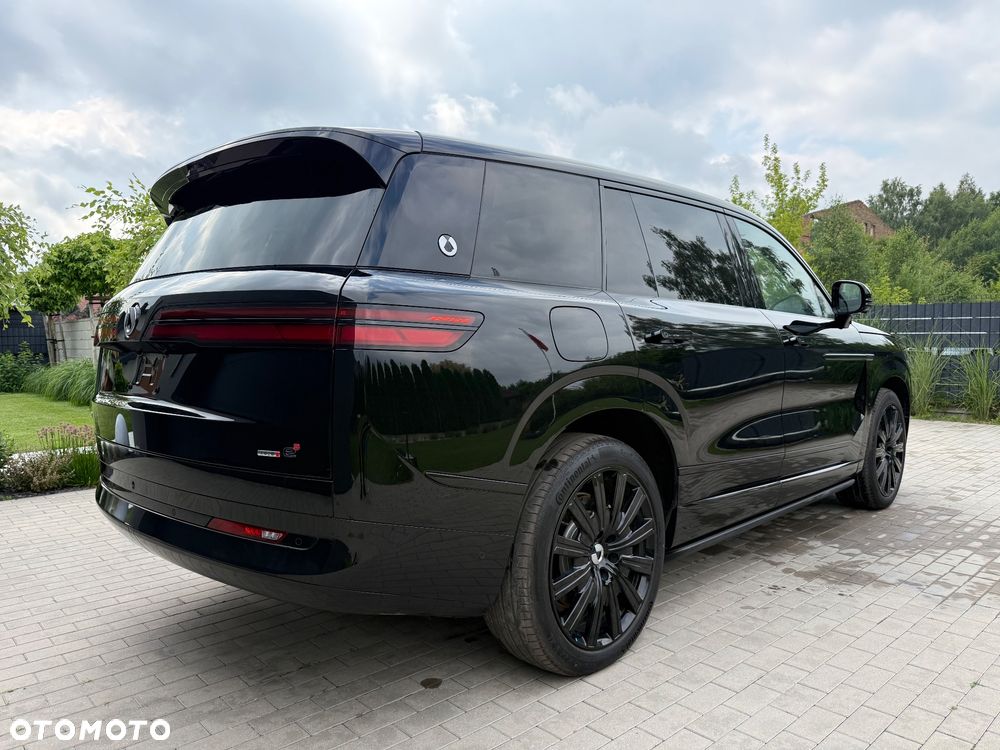 Denza N9 - 10