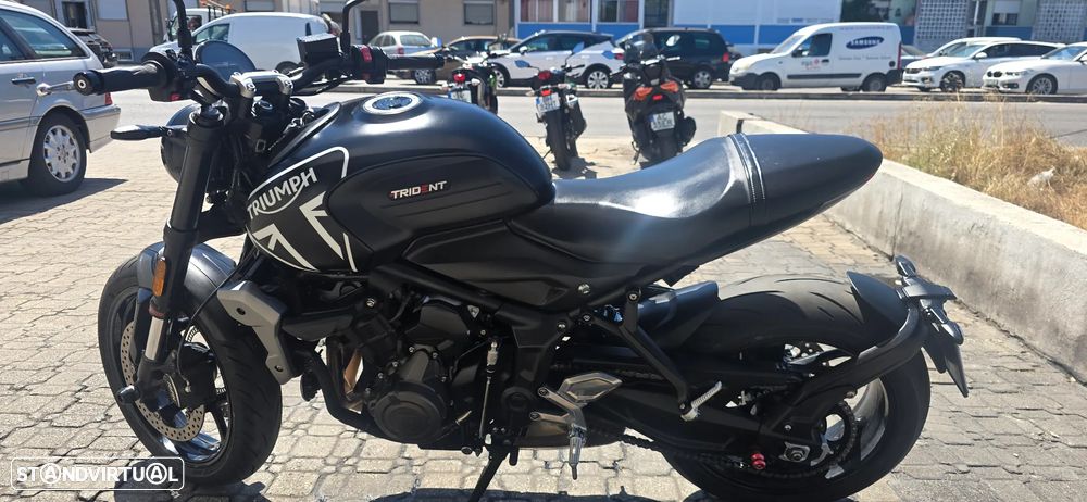 Triumph Trident 660 - 2