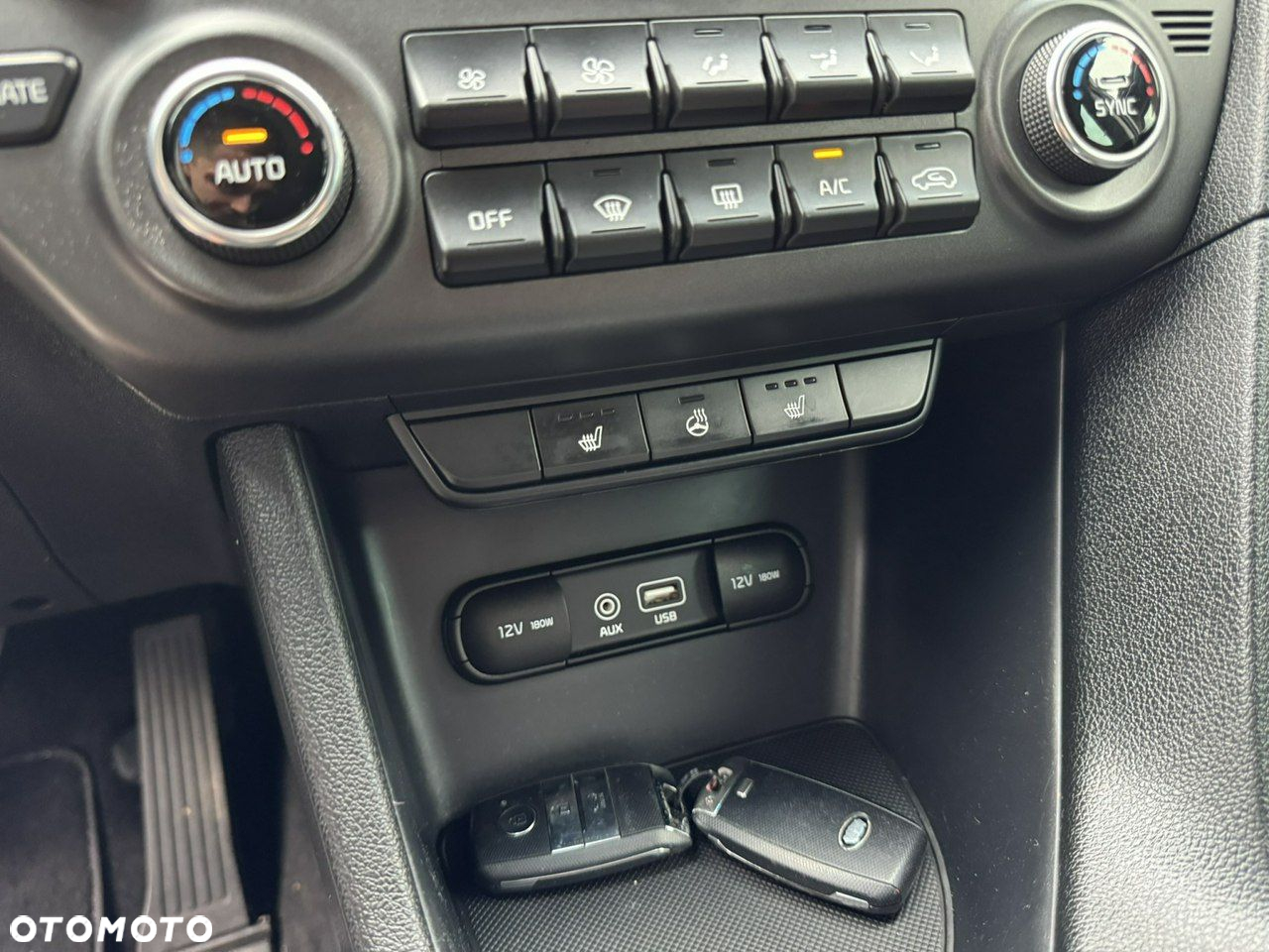 Kia Sportage 2,0 CRDI 2WD ISG Spirit - 19