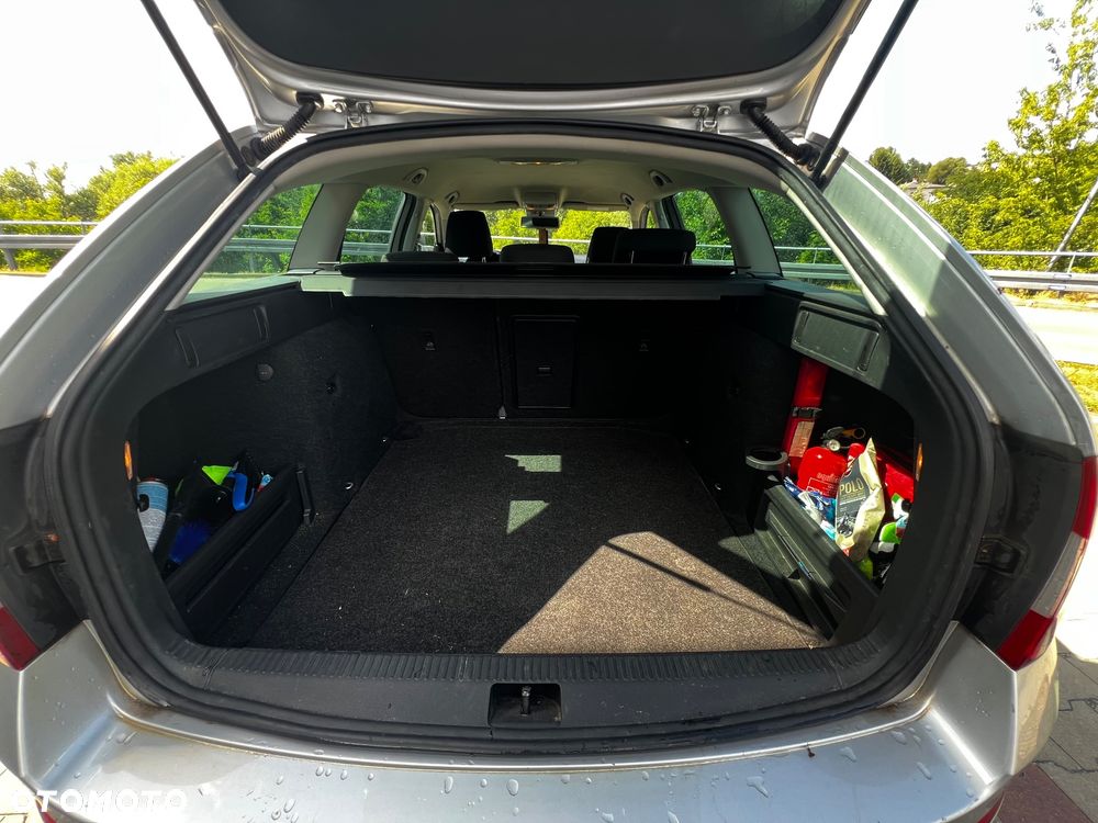 Skoda Octavia 2.0 TDI Elegance DSG - 9