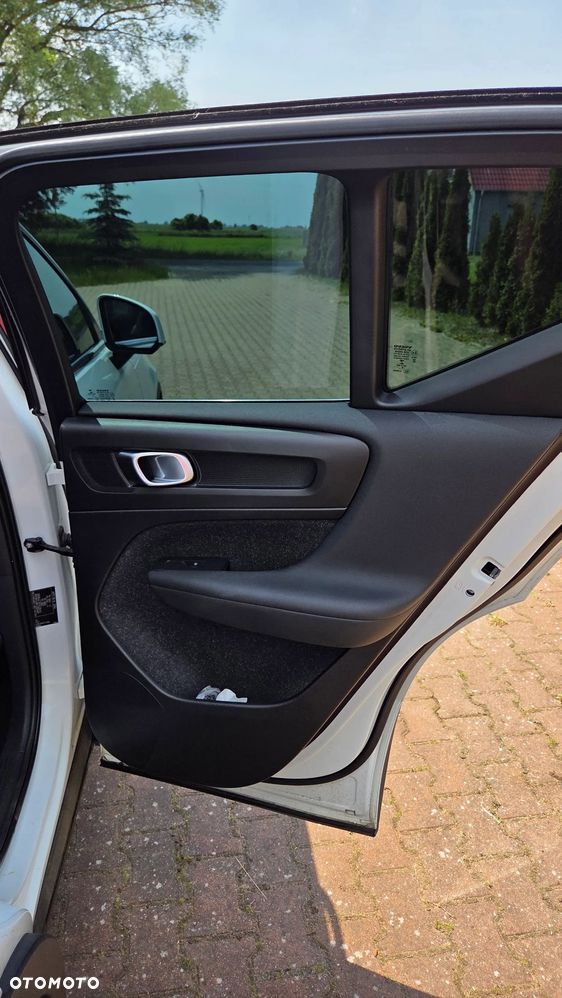 Volvo XC 40 D3 SCR Inscription - 13
