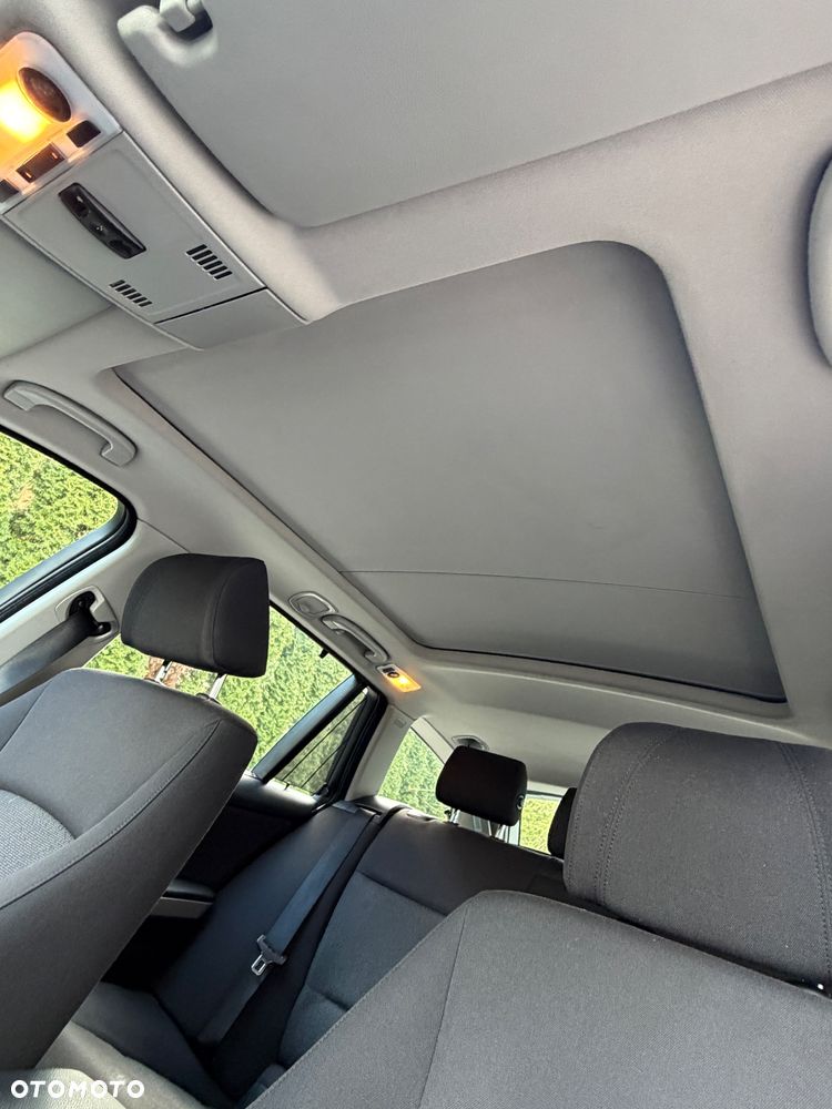 BMW Seria 3 320d DPF Edition Fleet Lifestyle - 15