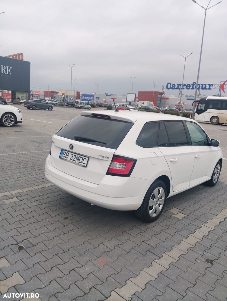 Skoda Fabia 1.2 TSI Ambition - 3