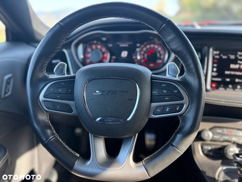 Dodge Challenger Automatik SRT Hellcat - 25