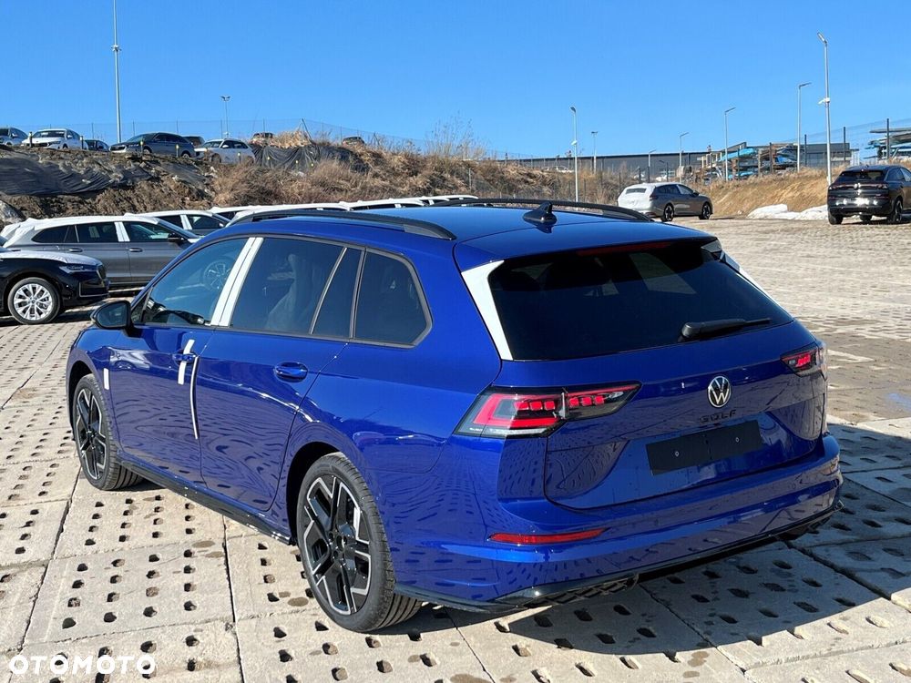 Volkswagen Golf 1.5 eTSI mHEV R-Line Plus DSG - 7