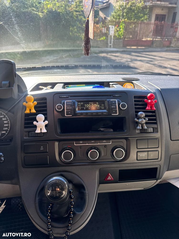 Volkswagen Transporter T5 Facelift - 10