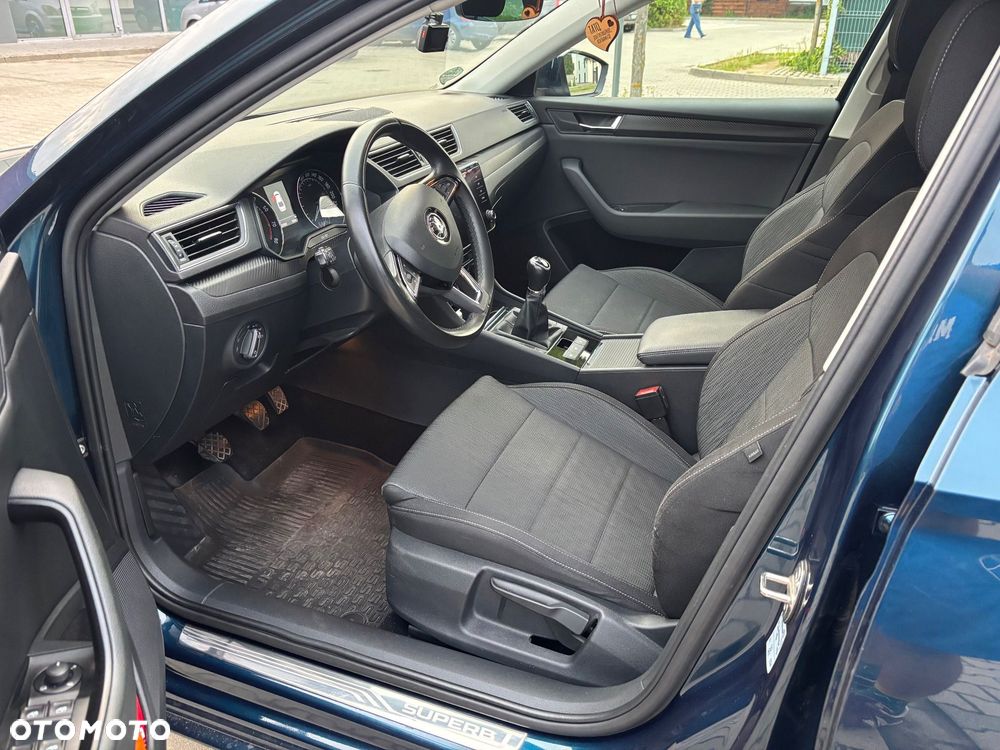 Skoda Superb 1.4 TSI ACT Ambition - 7