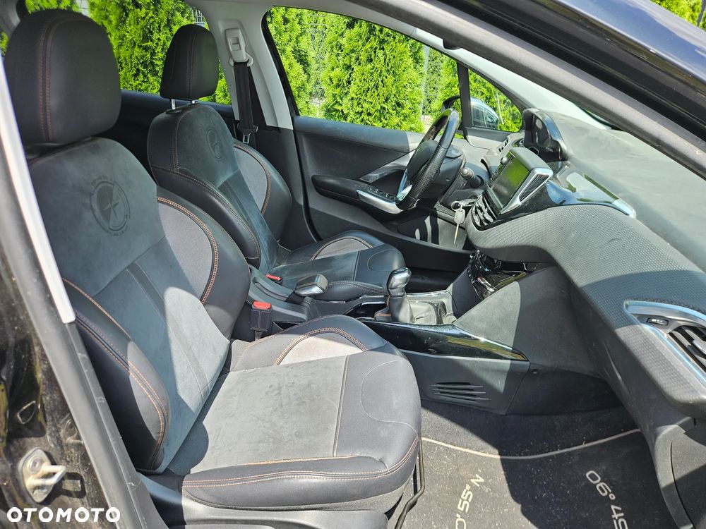 Peugeot 2008 1.2 Pure Tech Crossway S&S - 11