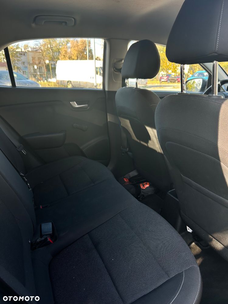 Kia Rio 1.4 crdi M - 6