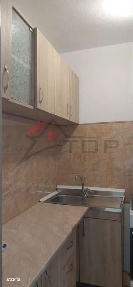 Garsoniera in bloc de apartamente, Podu Ros — fotografia 3