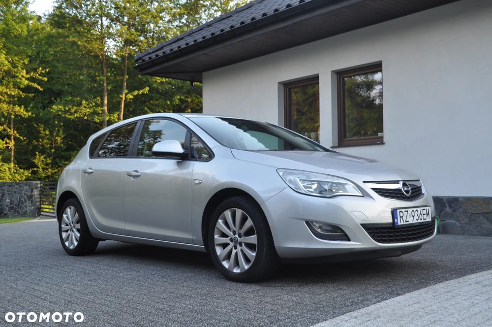 Opel Astra 1.6 Cosmo - 11