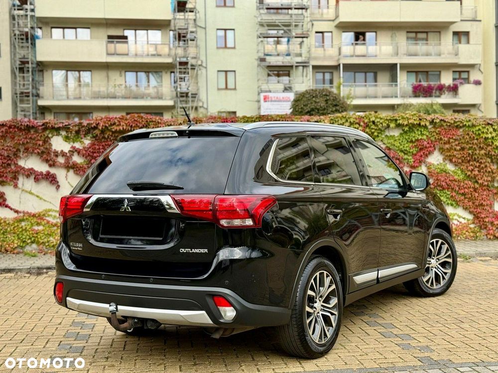 Mitsubishi Outlander - 15
