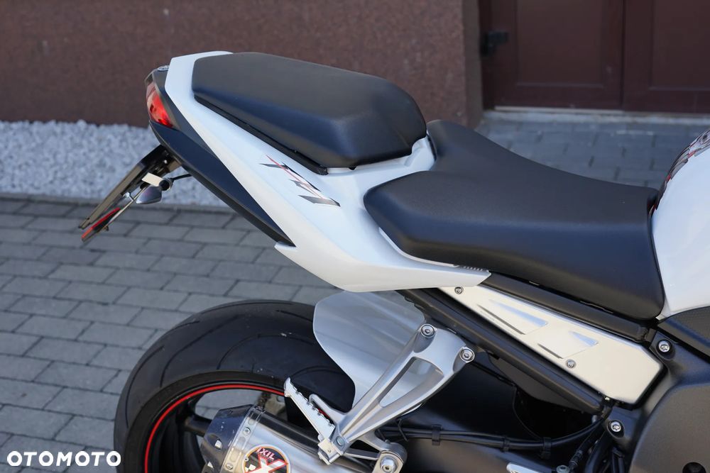 Yamaha FZ - 6