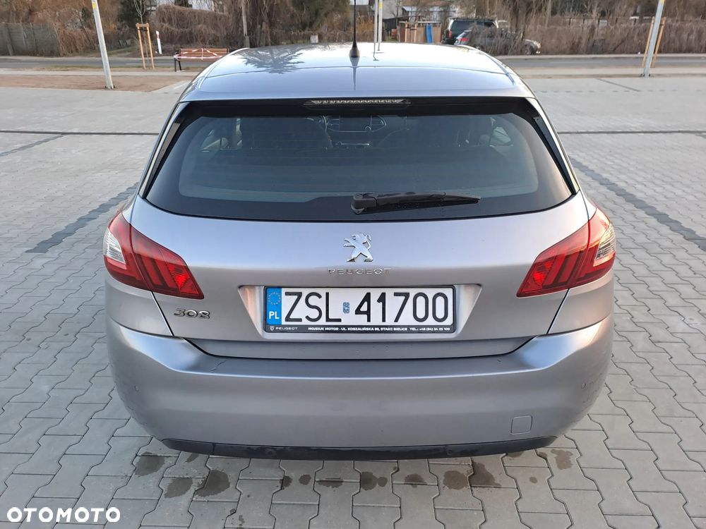 Peugeot 308 1.2 PureTech GPF Allure S&S - 4