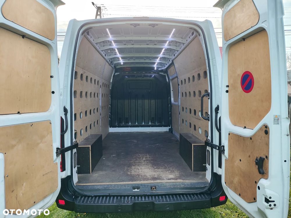 Renault Master - 22