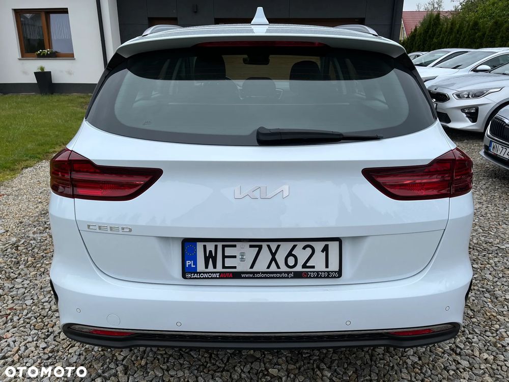 Kia Ceed 1.5 T-GDI M - 22