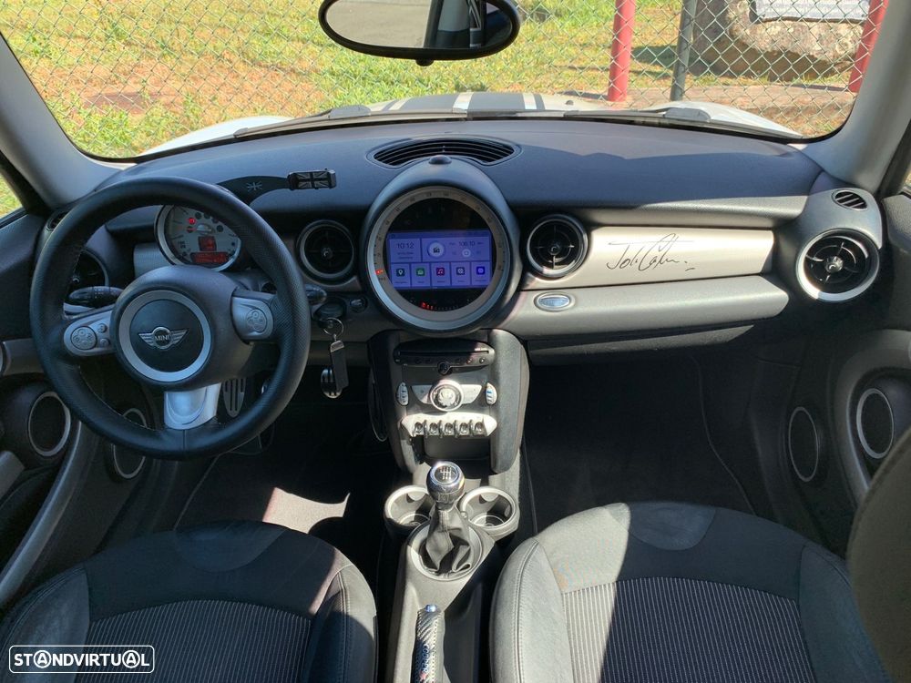 MINI Clubman Cooper D - 14