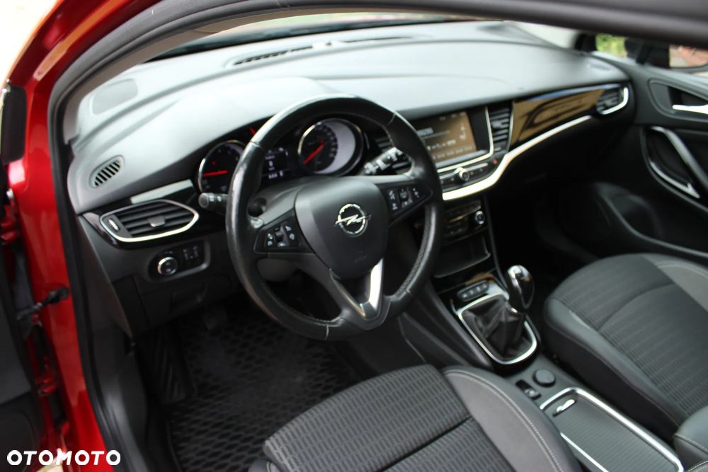 Opel Astra 1.2 T Elegance S&S - 15