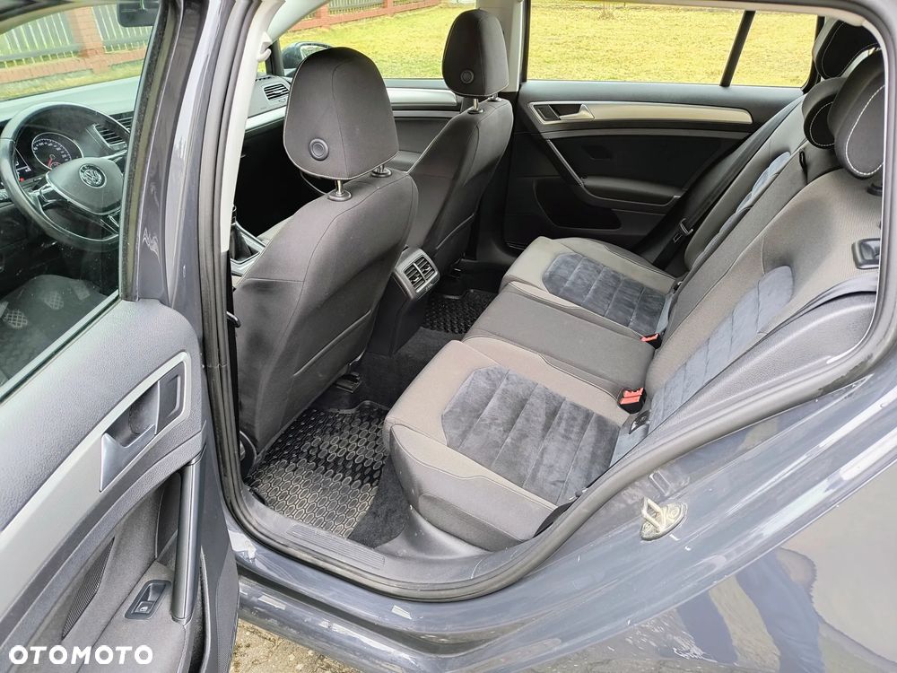 Volkswagen Golf 1.0 TSI BMT Trendline - 8