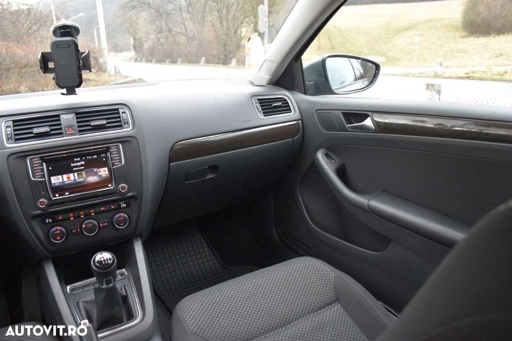 Volkswagen Jetta 1.4 TSI Comfortline - 7