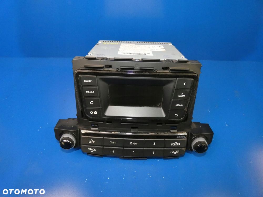 HYUNDAI TUCSON III RADIO FABRYCZNE - 1