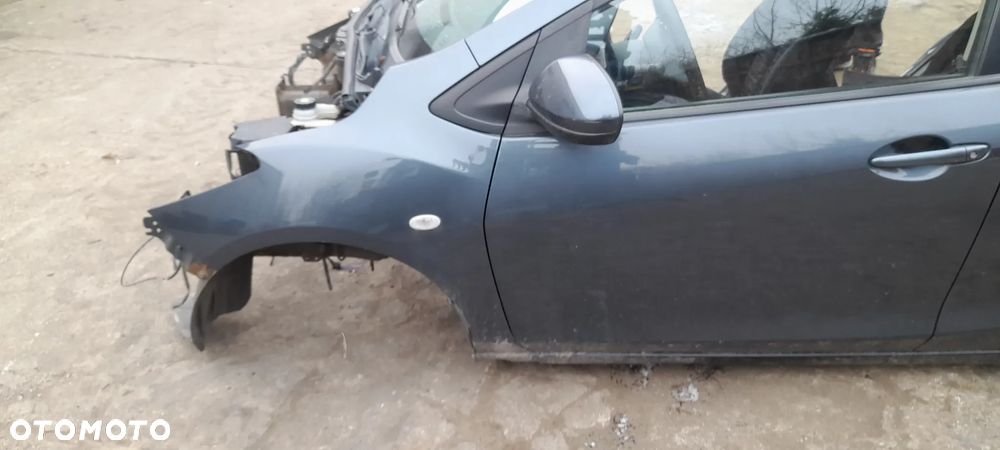 mazda 2 lampa tylna  lewa lub prawa - 2