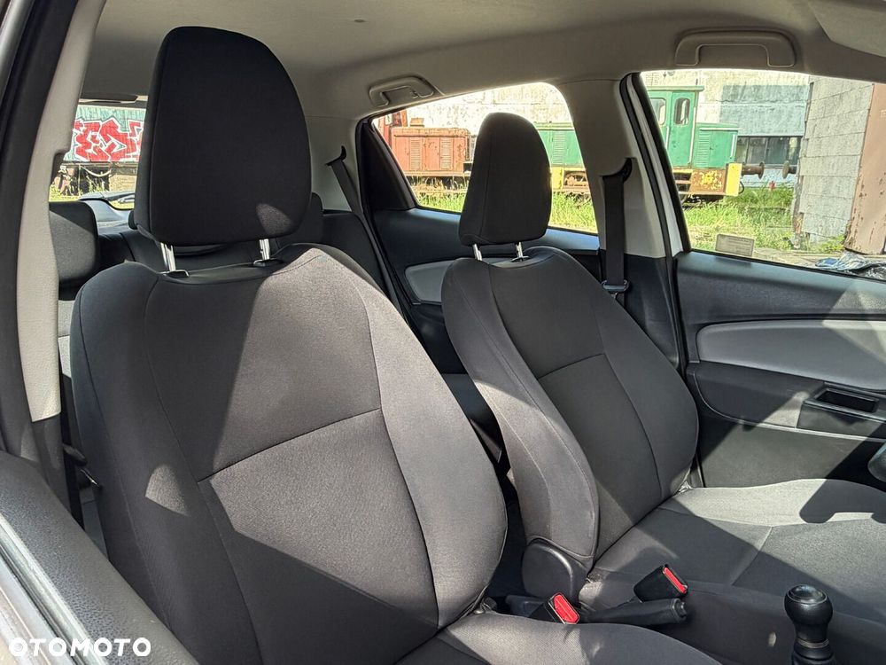 Toyota Yaris 1.0 Active EU6 - 19
